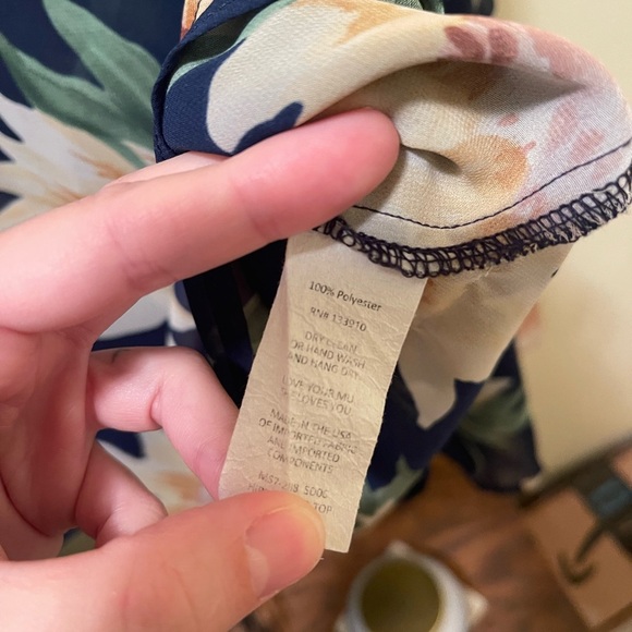 Show Me Your MuMu floral blouse - Picture 3 of 4